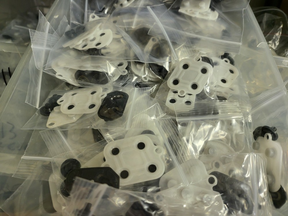 2 x Super Nintendo SNES Controller Repair Kit Replacement Silicon Conductive