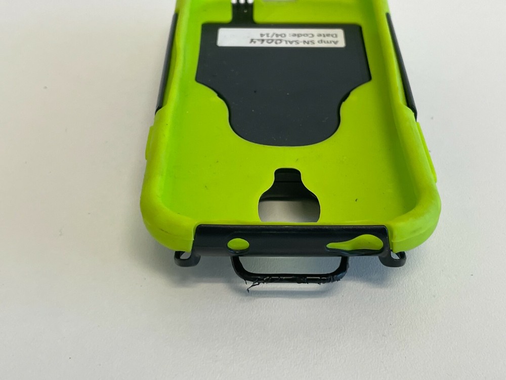 L12: Saltillo Nova NOVA5.2-D+ Case/Speaker