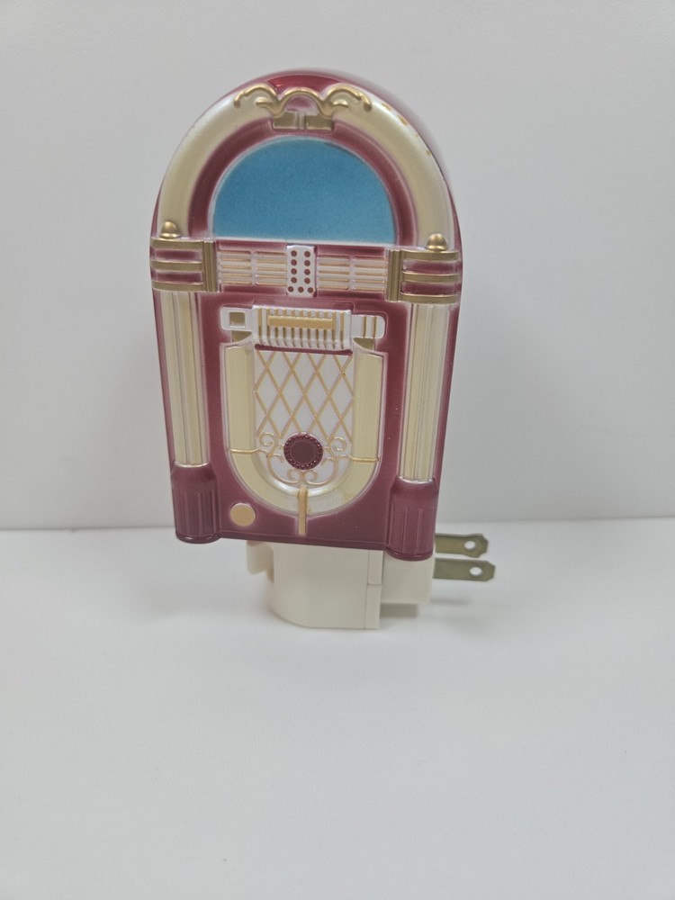 COLORFUL JUKEBOX NIGHT LIGHT - CRACKER BARREL EXCLUSIVE