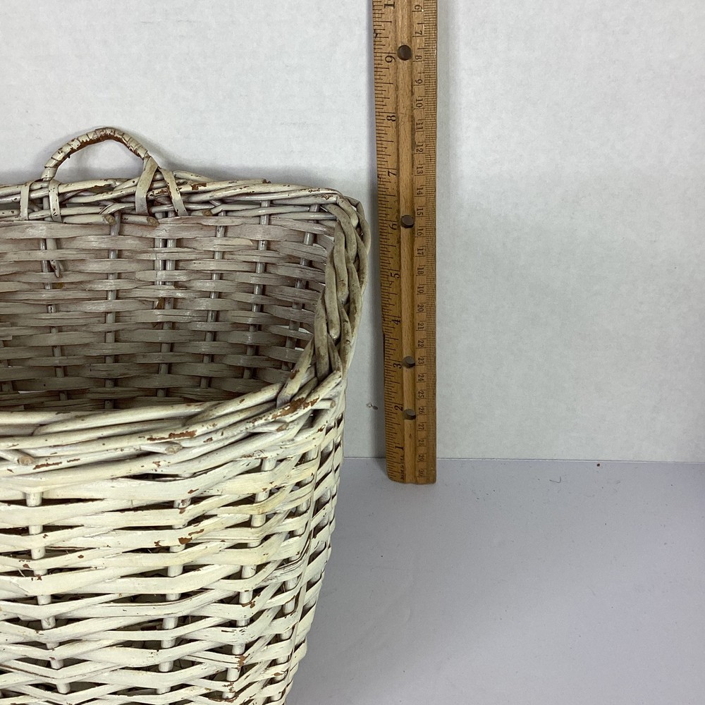 VTG Wicker Storage Container Front Handlebar Bicycle basket Needs Some Paint