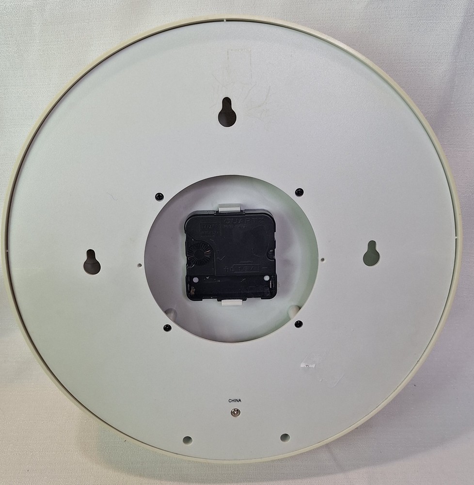 Michael Graves 10" Inch Wall Clock w/ Built-in Timer Quartz Tested Both Work