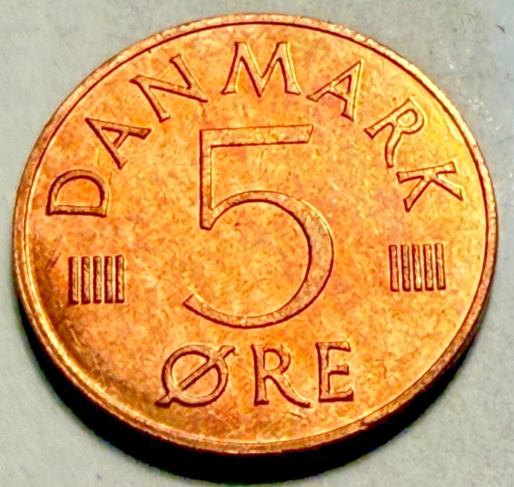 1987 Denmark Danmark 5 Ore Five Cents World Coin