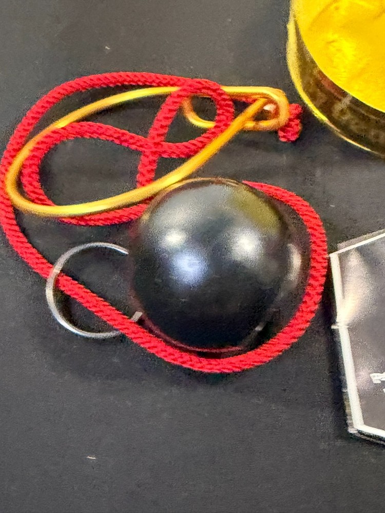 Pentangle Ball & Chain Puzzle UK Brain Teaser w/ Case Instructions