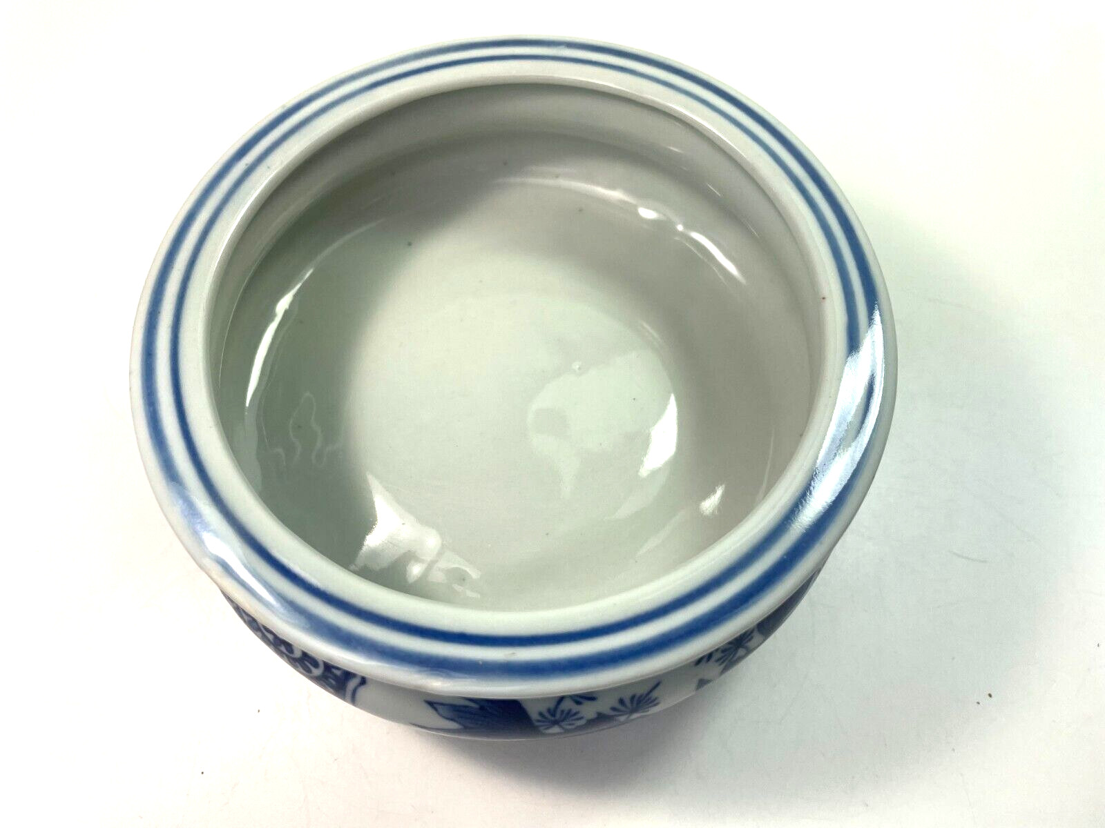 Antique Chinese Tripod Incense Burner Pair Gold Fish Blue & White B60