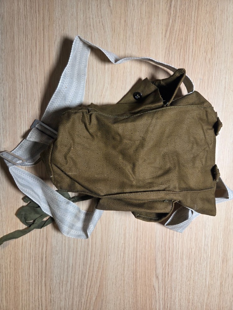 Original Soviet GP-5 Gas Mask. White colour, medium size FULL SET.