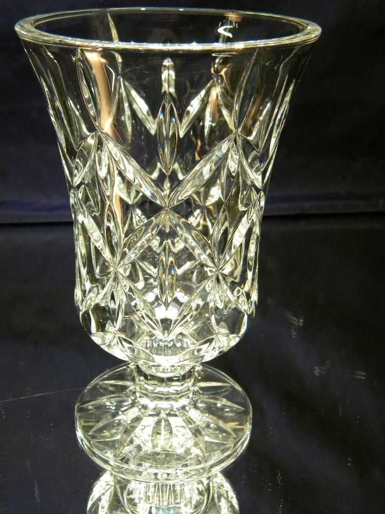Lead Crystal Pedestal Vase