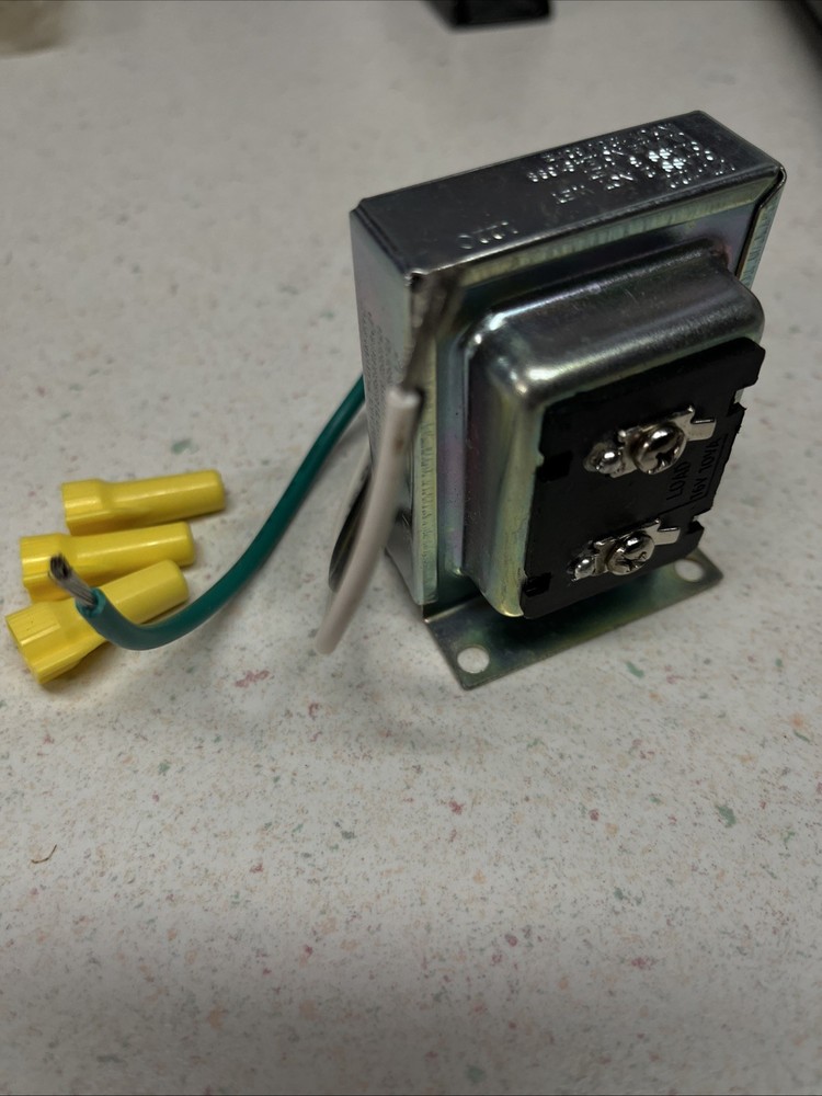 Hampton Bay 1003 008 634 Wired 16v Transformer