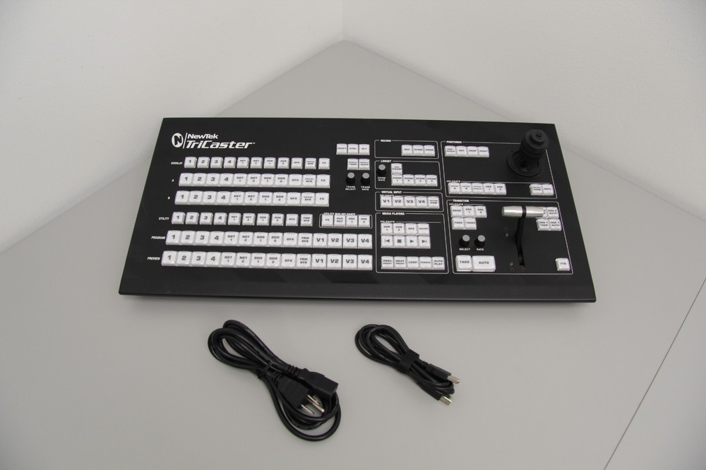 NewTek TCXD450 CS Controller with TCXD455 TriCaster Switcher & Pelican Roadcase