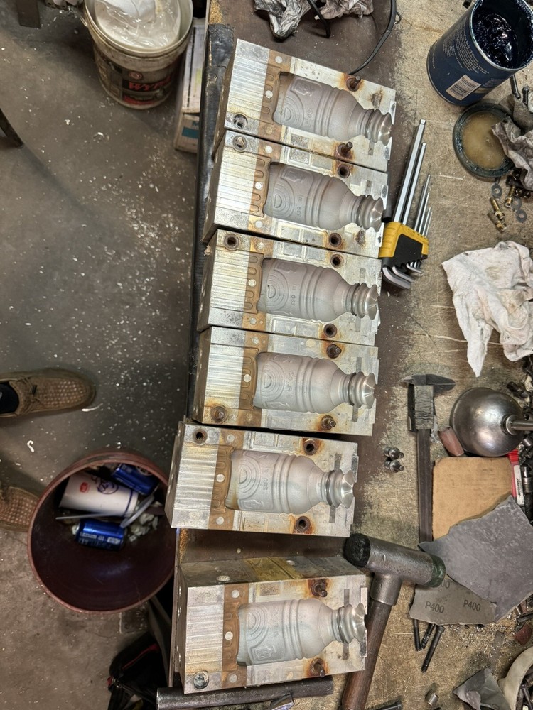 Molds Bottles