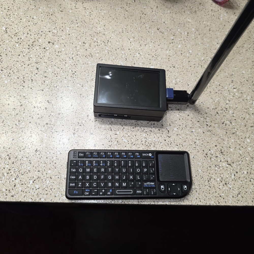 Pi Handheld - Kali Linux w/ 64GB MicroSD Memory Card