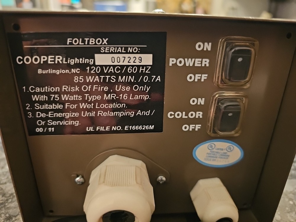 Cooper FOLTBOX fiber Optic. Power Source