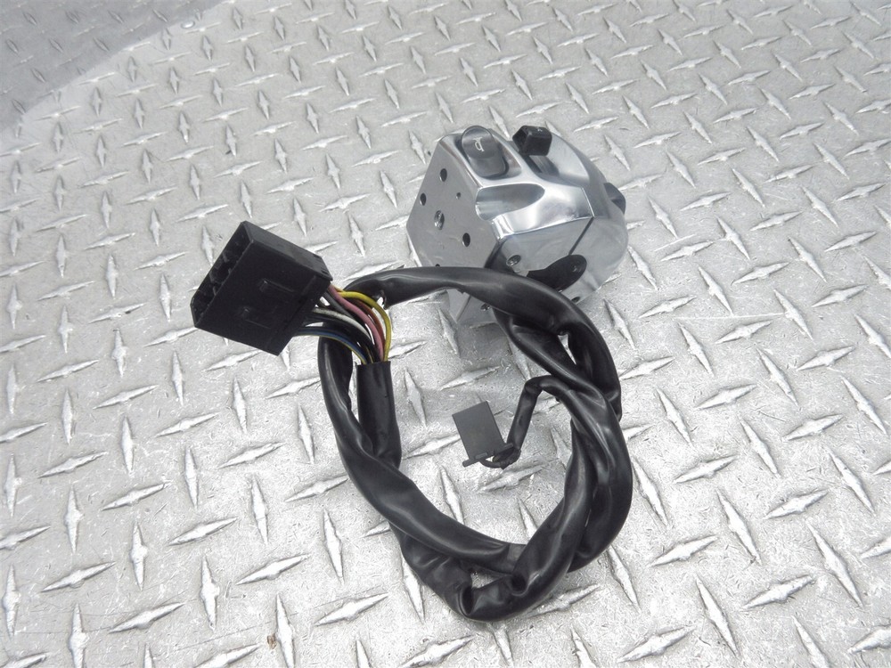 2009 08-09 Victory Vision Touring Left Handlebar Control Switch Handle Button