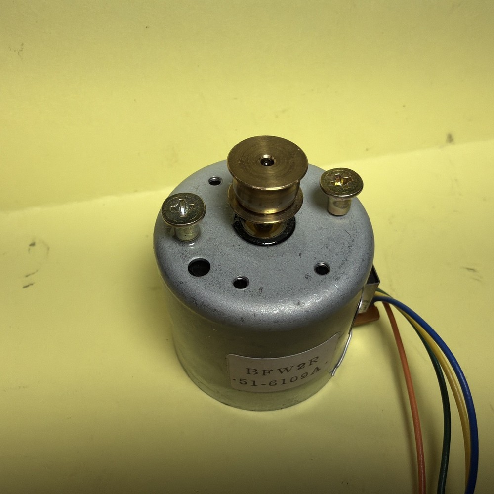 Sankyo BFW2R Capstan Motor Tested Pull from Sharp - 4 Wire 12V w Brass Pulley