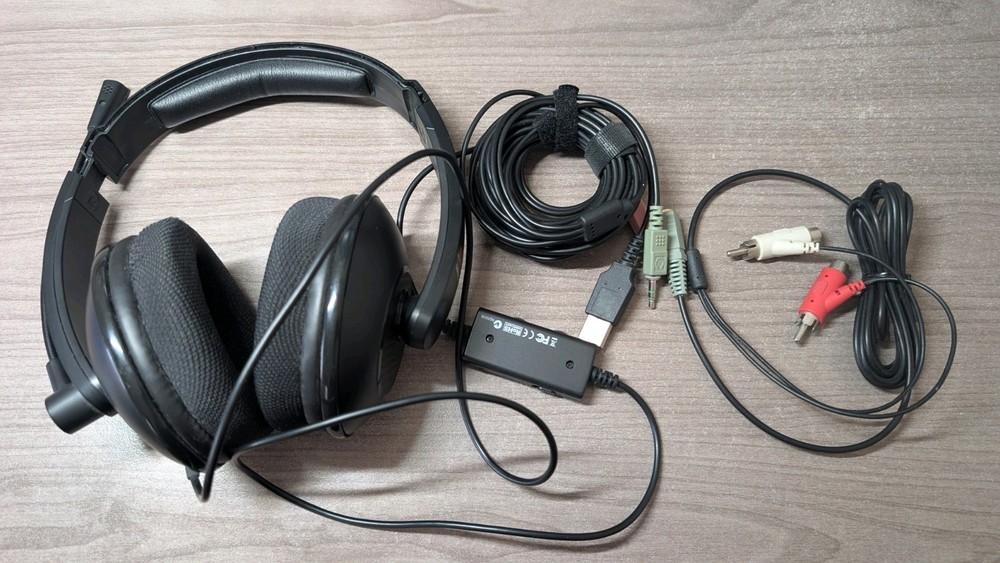 Red Samurai Gaming Headset 3.5 MM Audio Mic Cables With USB Cable