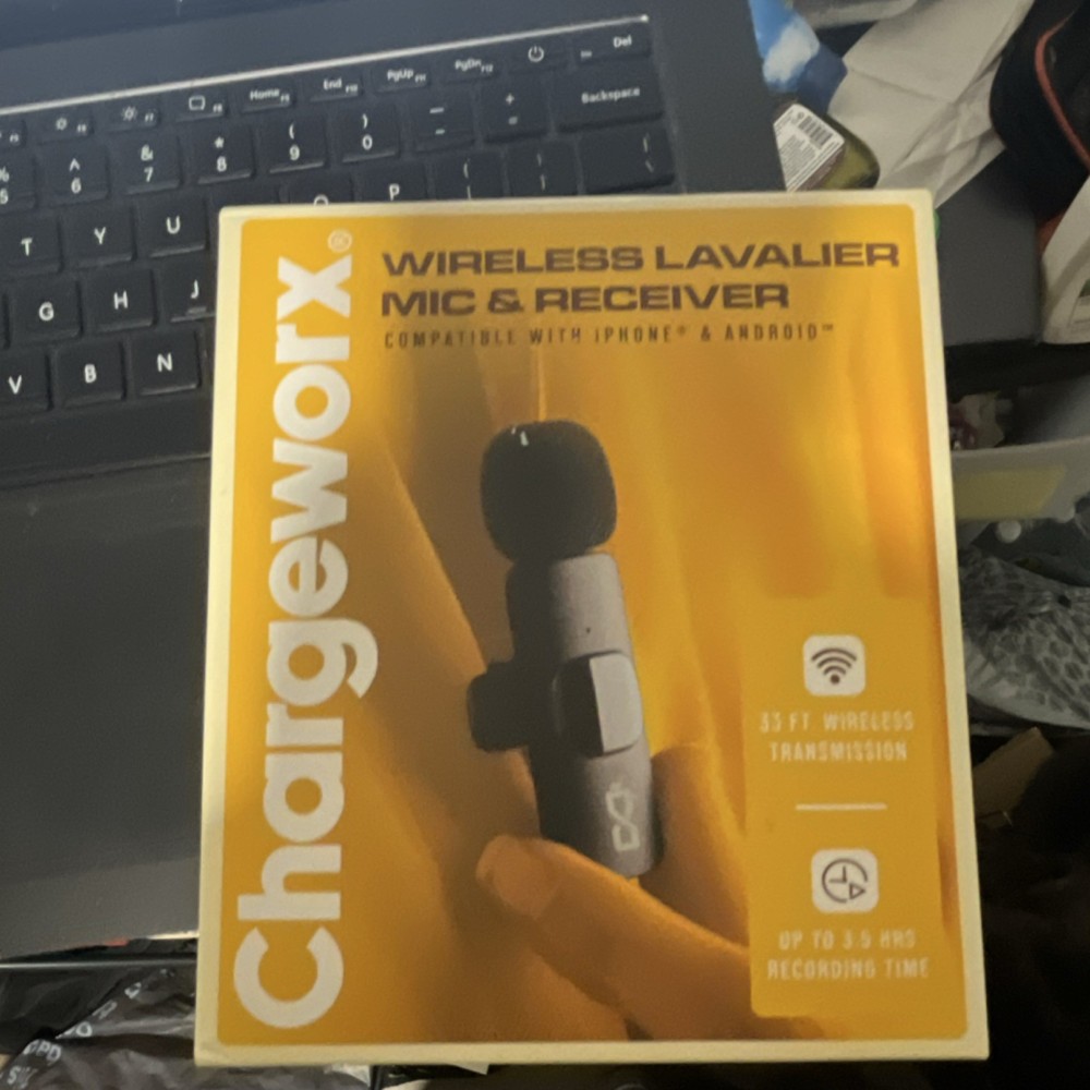 Chargeworx Wireless Lavalier Microphone & Receiver