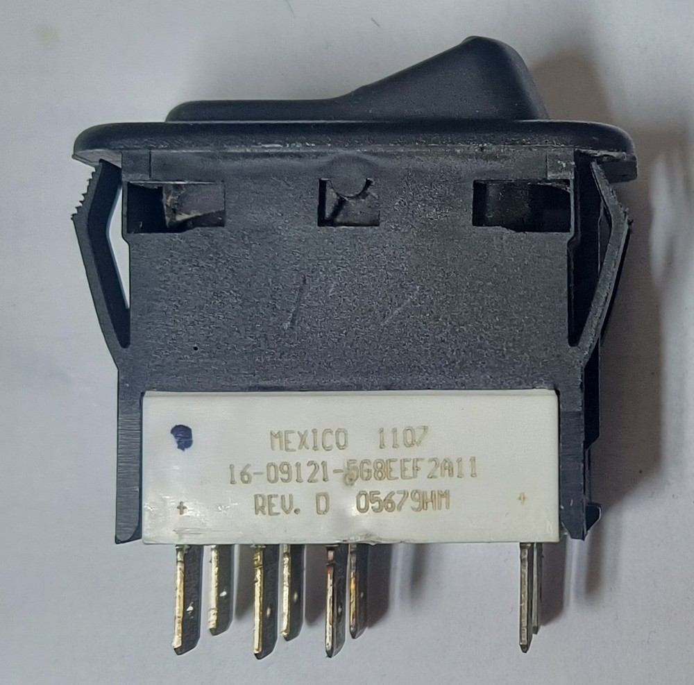 PETERBILT 16-09121-5G8EEF2A11 SWITCH-CRUISE ON/OFF