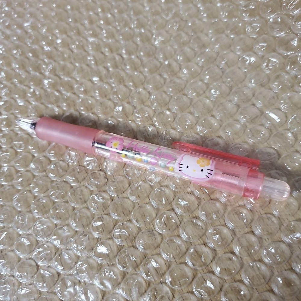 hibiscus kitty pen