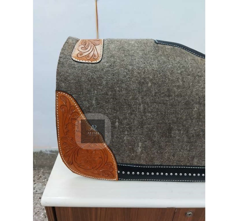Grey Wool Felt Western Saddle Pad 32x32 Tooled Leather Studded Patch