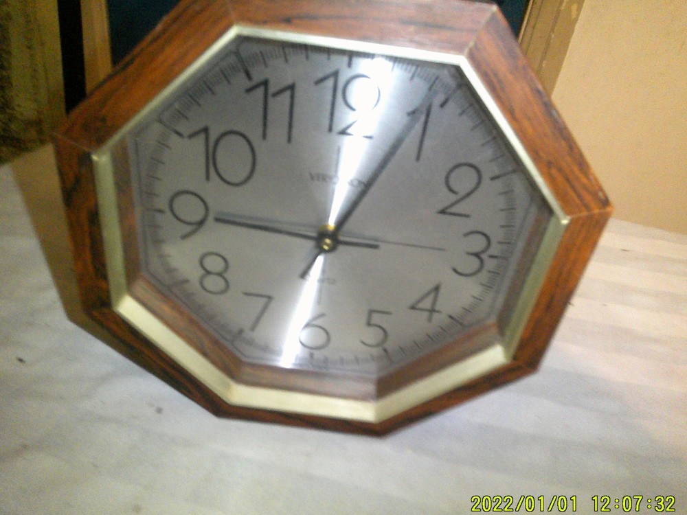 WALL HANGING OLDER HEXAGON SHAPE VERICHRON CLOCK.