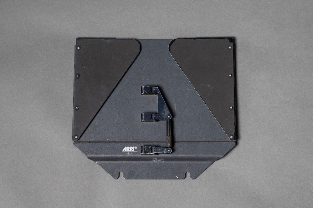 ARRI MB-16 Matte Box 4x4 Flag Set