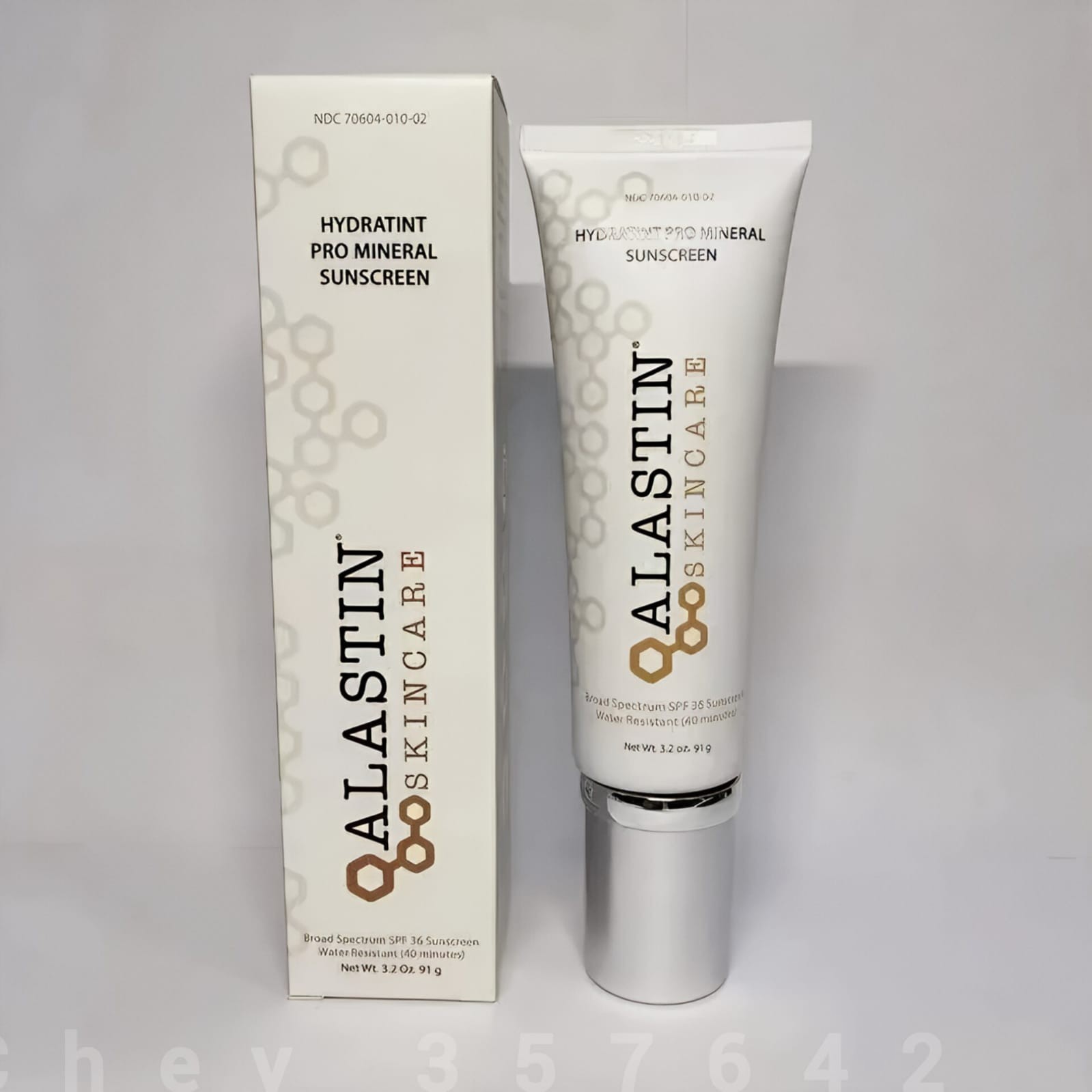 Alastin HydraTint Pro Mineral Broad Spectrum Sunscreen SPF 36 (3.2 oz) Exp 06/26