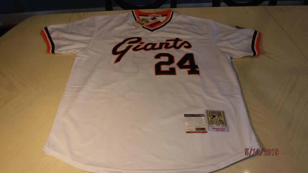 Willie Mays Signed (Mitchell Ness) Giants Jersey -PSA Authenticated #U28063