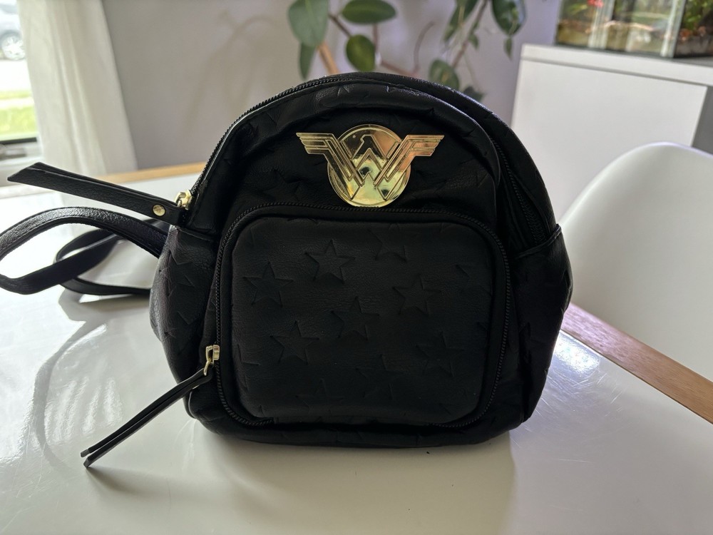 Wonder Woman Comicon Small Backpack