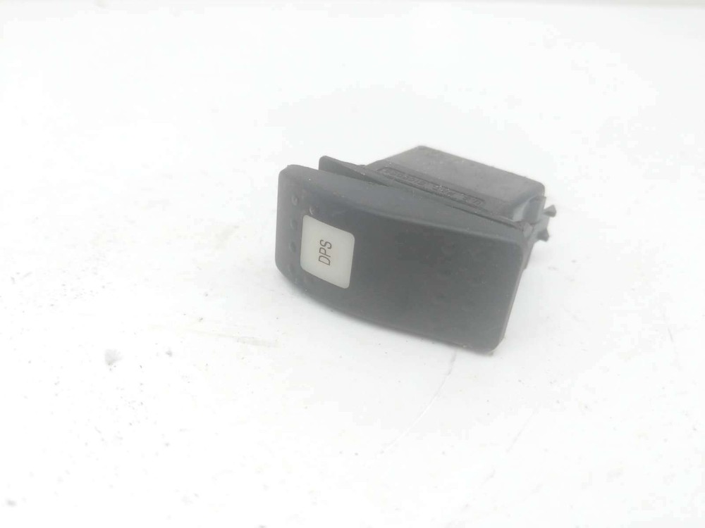 16 Can Am Commander 800R XT DPS Control Button Switch
