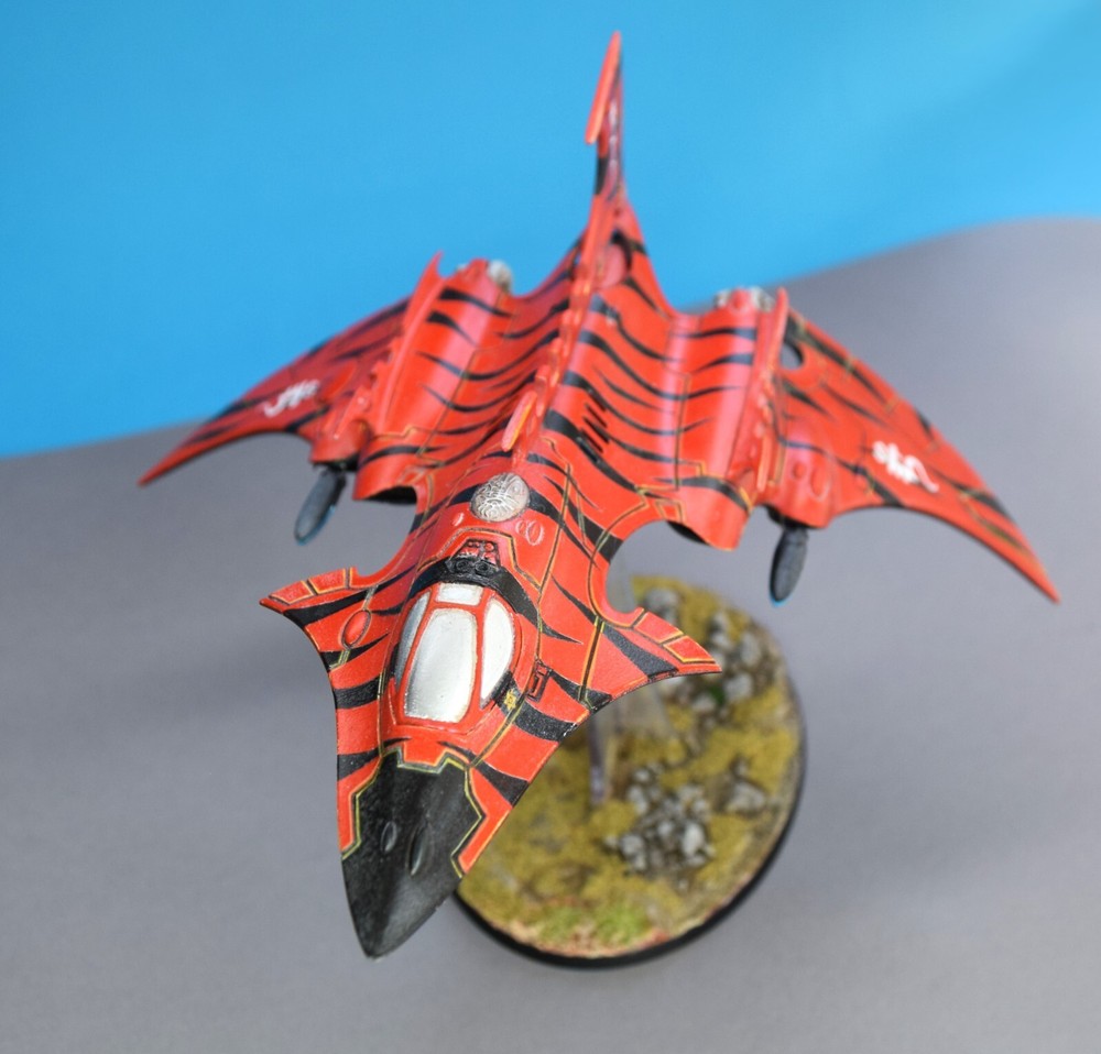 Warhammer 40k Eldar Hemlock Wraithfighter painted.