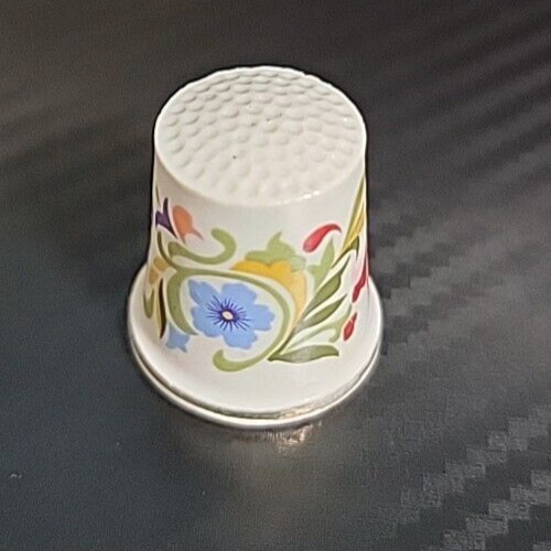 Avon Flowers Thimble