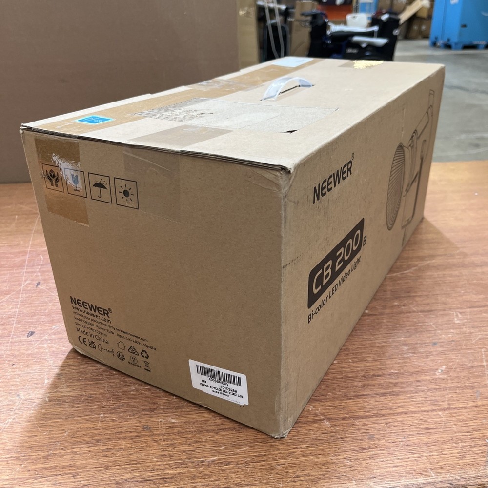 NEEWER CB200B Video Light