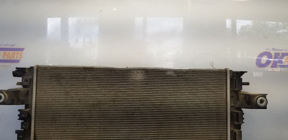 18 DODGE RAM 2500 6.4L RADIATOR ASSEMBLY