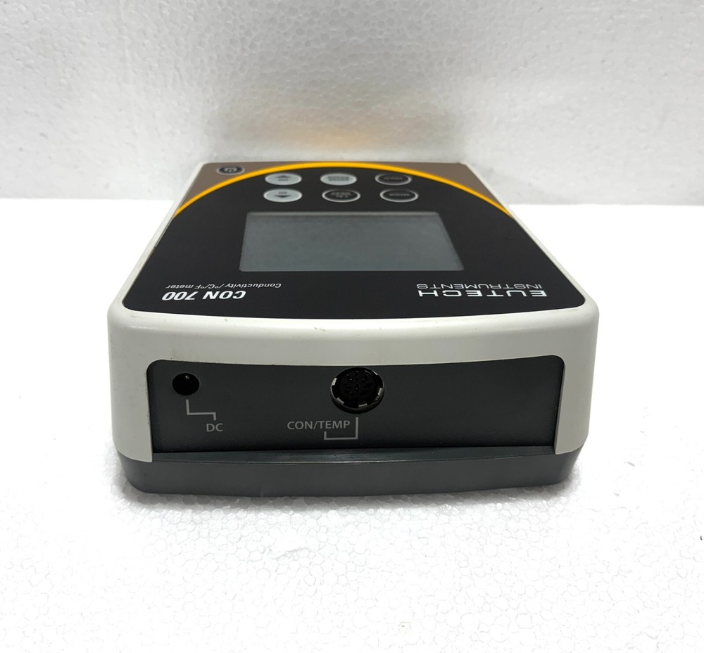 Eutech Instruments CON 700 Portable Hand Held Conductivity Meter