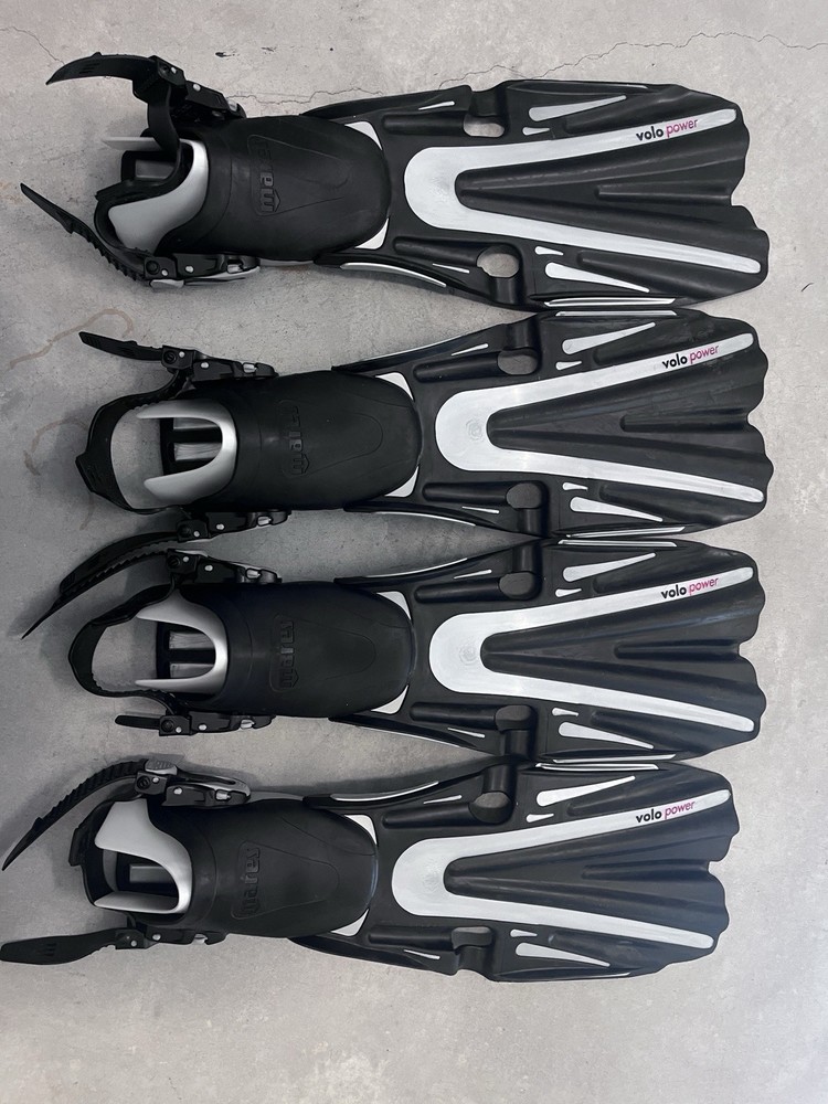 scuba diving equipment set