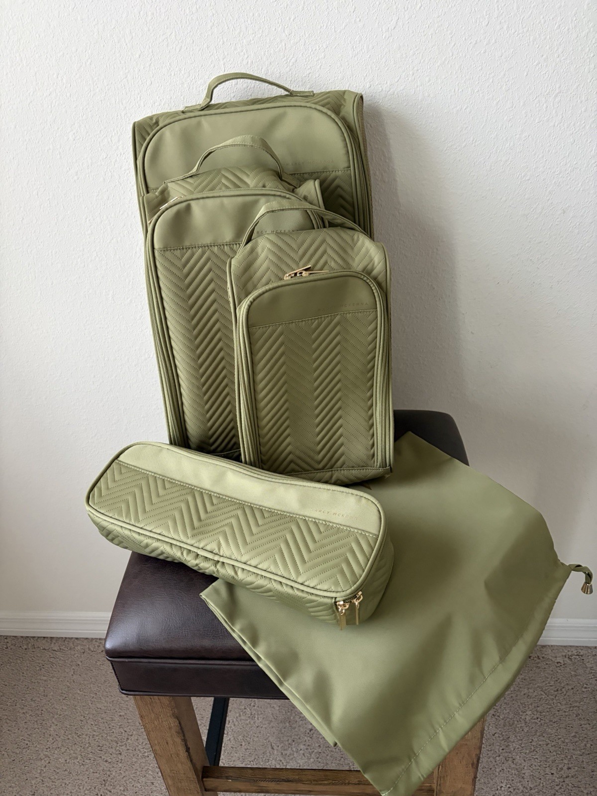 Marcy McKenna Hamptons 5-Piece Set Traveling Packing Cube Sage Green NWT