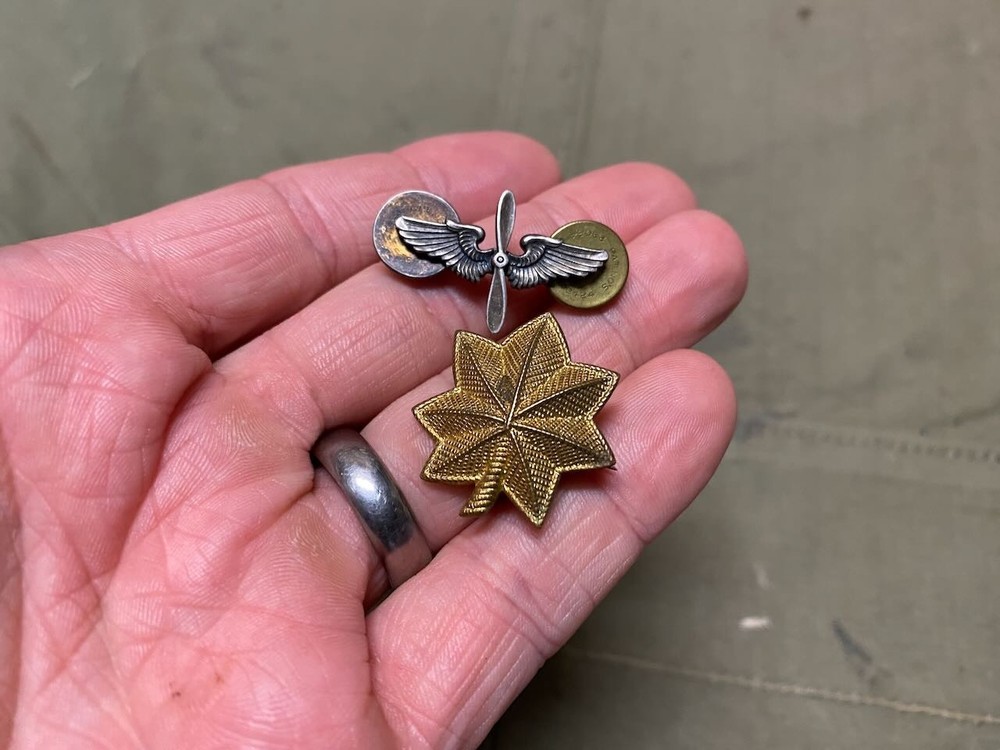 ORIGINAL WWII US ARMY AIR CORPS FORCE OFFICER MAJOR SHIRT COLLAR INSIGNIA