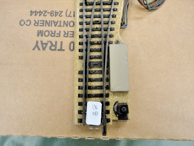 Marklin Ho Model Track 3900 MW Right hand switch set #8 nice!