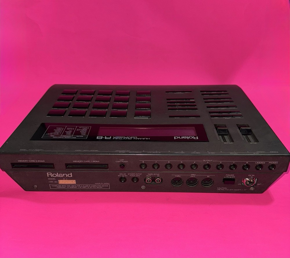 Roland R-8 HUMAN RHYTHM COMPOSER UNIT ONLY