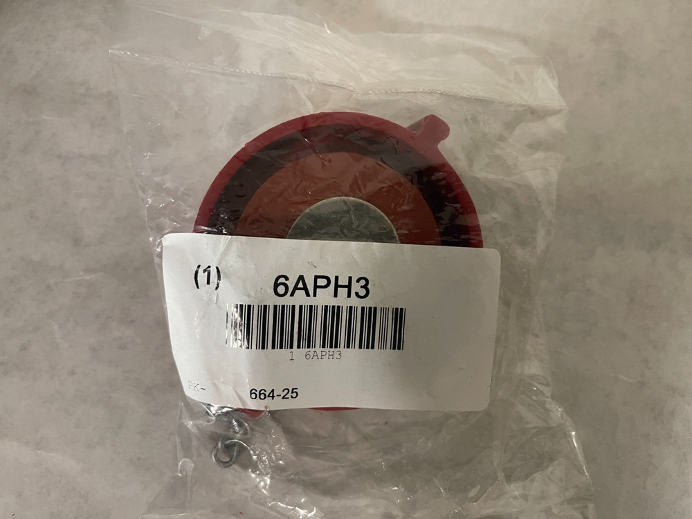 MOON AMERICAN 664-25 Hydrant Cap,Female,Plastic,Universal 6APH3