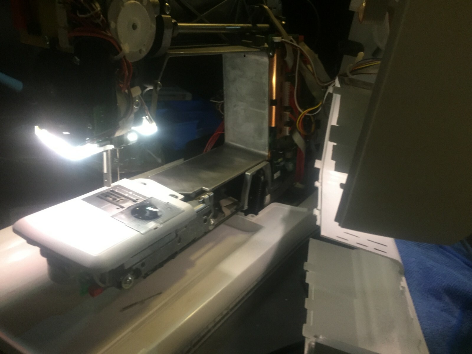 Husqvarna Viking Designer SE Sewing Machine Flashing Light Board -REPAIR SERVICE