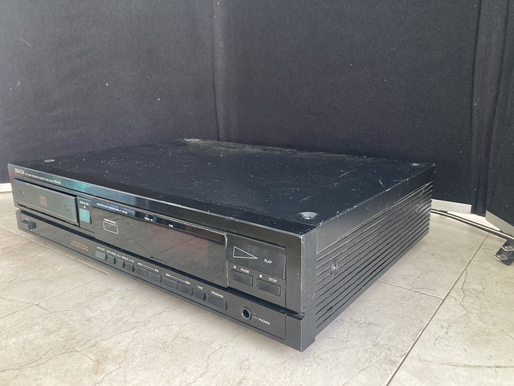 Denon DCD-610 PCM Audio Super Linear CD Player .*AUDIOPHILE!*