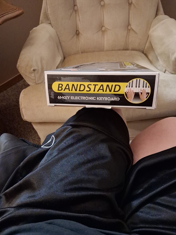 61 Key Electronic Keyboard