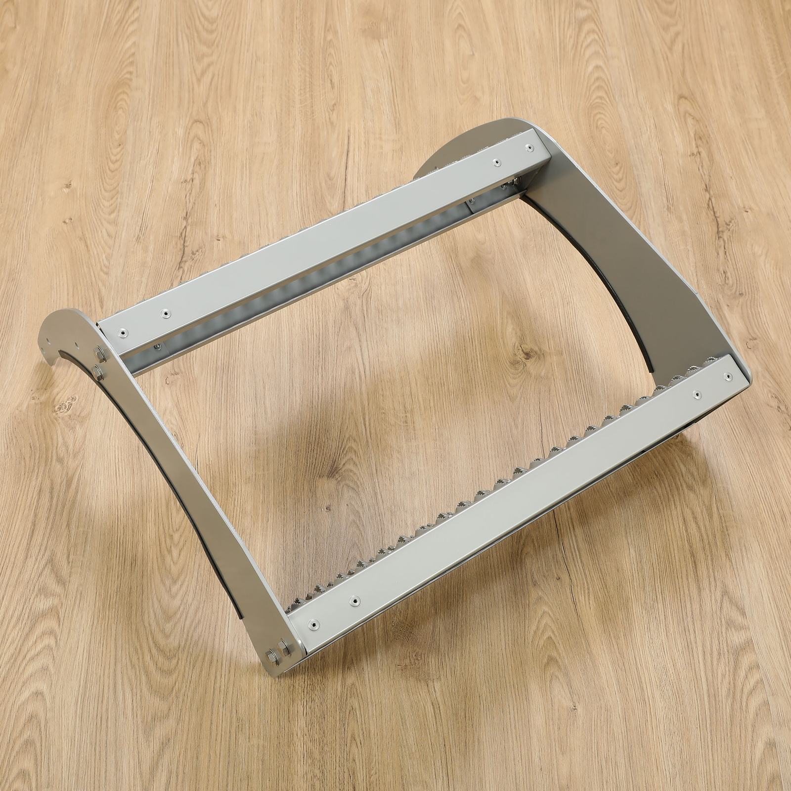 26" Fuel Tank Step For Peterbilt All Models Silvery Non-Slip Fuel Tank Stair