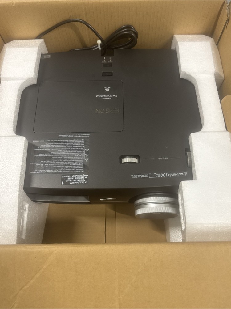 Epson PowerLite Pro Cinema 9350 Projector Working