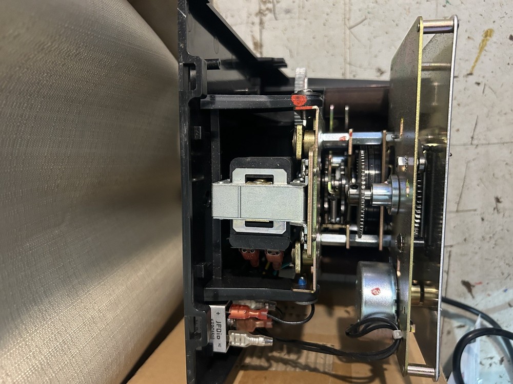 Acroprint Automatic Time Clock model 150RR4 with keys - FOR PARTS