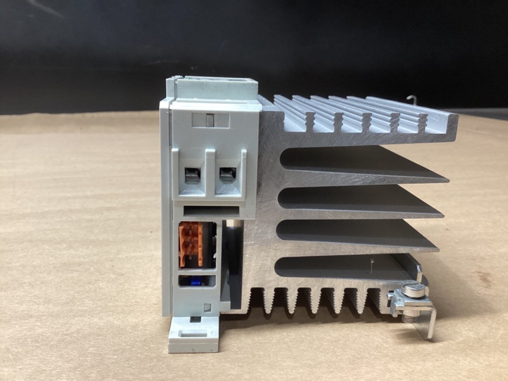 Eurotherm TE10S Single Phase Solid State Relay Input: 50A #106G82PR7