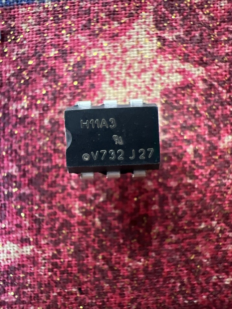 ** QUANTITY 1 ** VISHAY H11A3