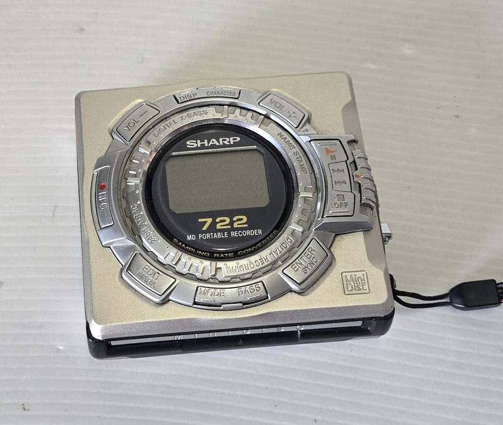 Sharp MD-MS722 Portable Minidisc MD Player Recorder Working