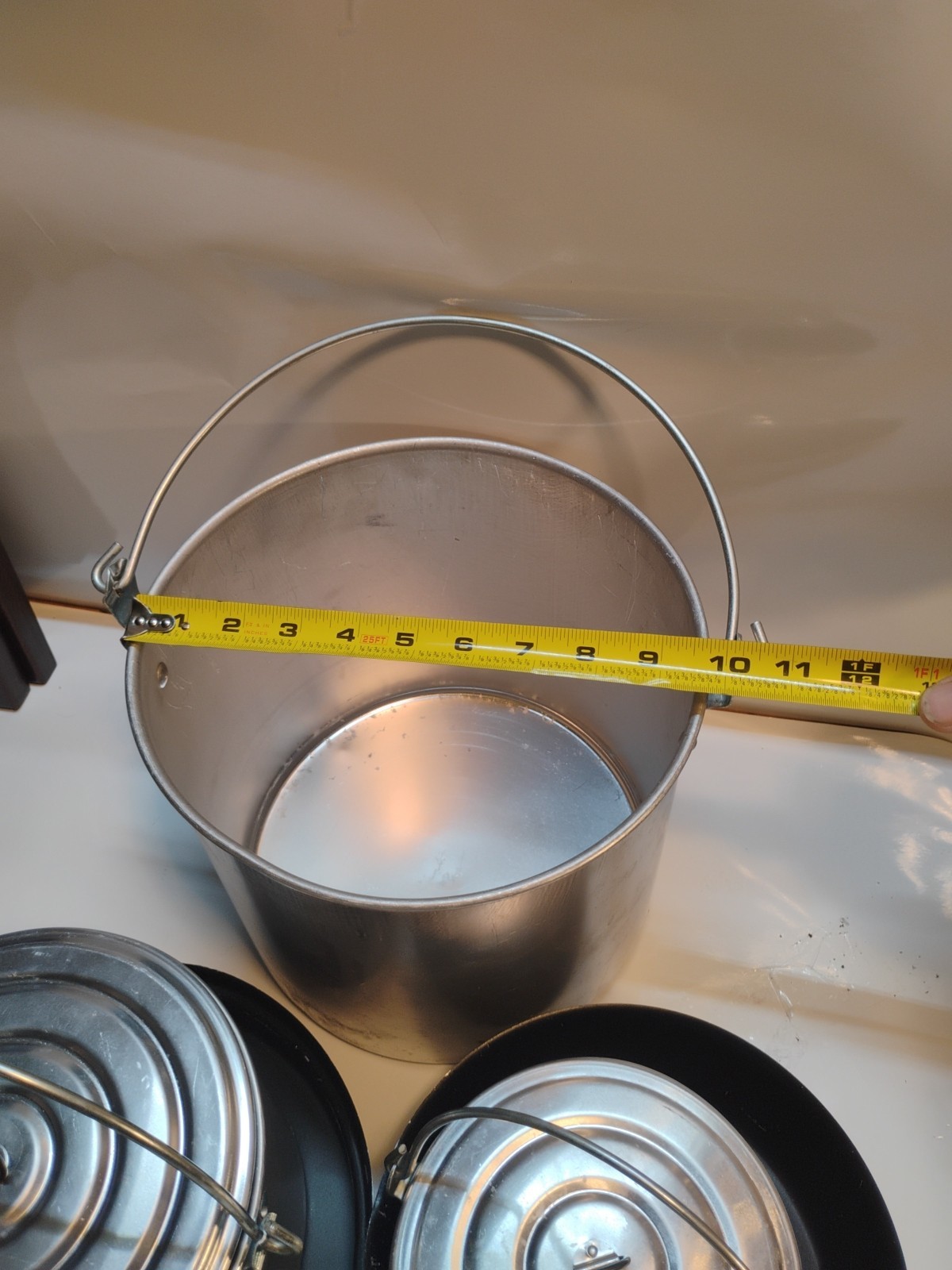 5 Piece Camping. Nesting Pot. Mess Kit Set. With Large Soup Pot READ DESCRIPTION