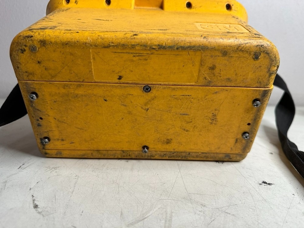 3M Dynatel 2273 Cable Locator Transmitter Unit ONLY AS-IS
